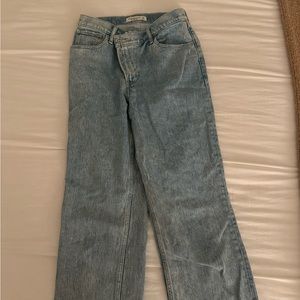 Abercrombie ultra high rise 90’s straight leg jeans